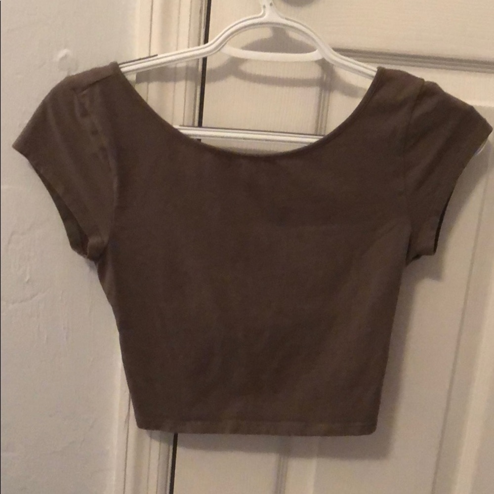 AE Crop Size Small